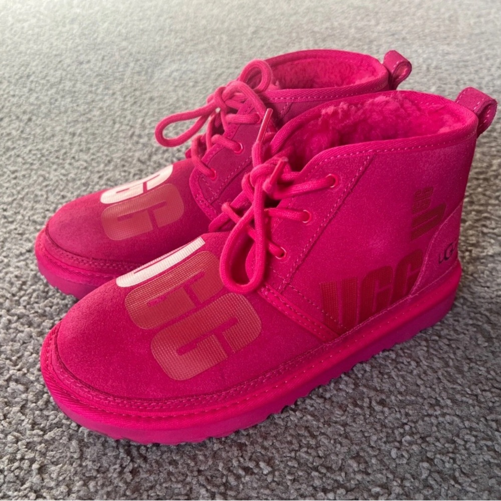 UGG Hot Pink Neumel Boots US 4